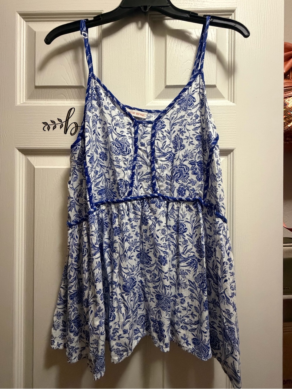 Knox Rose Blue and White Floral Tank Top